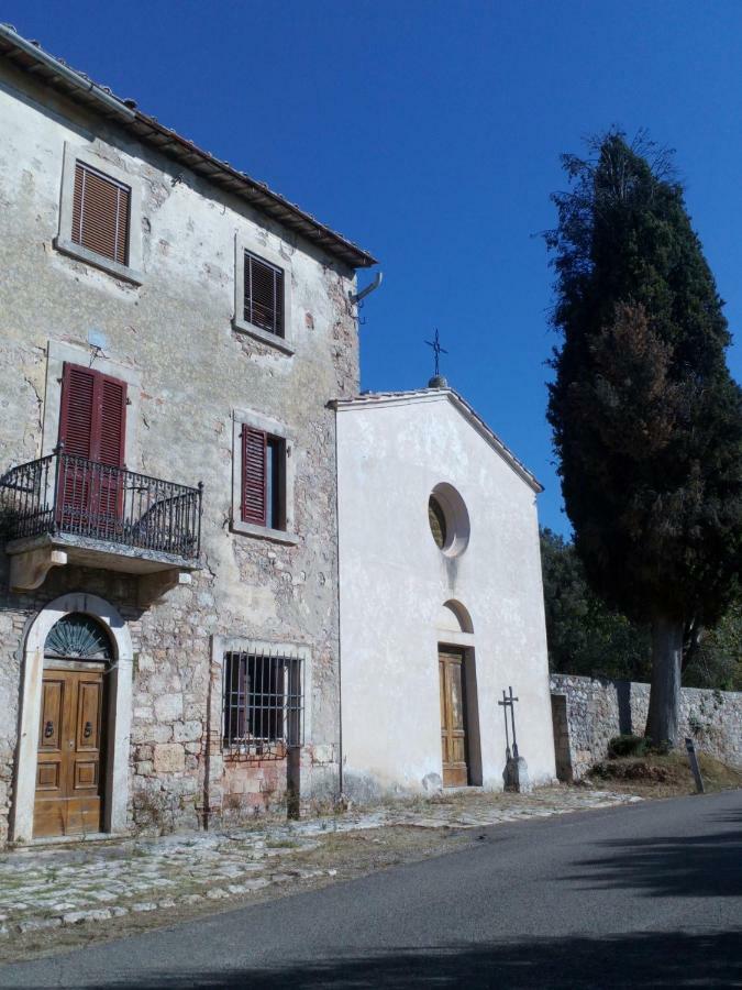 Il Fienile Nella Roccia Guest House Casole d'Elsa Bagian luar foto