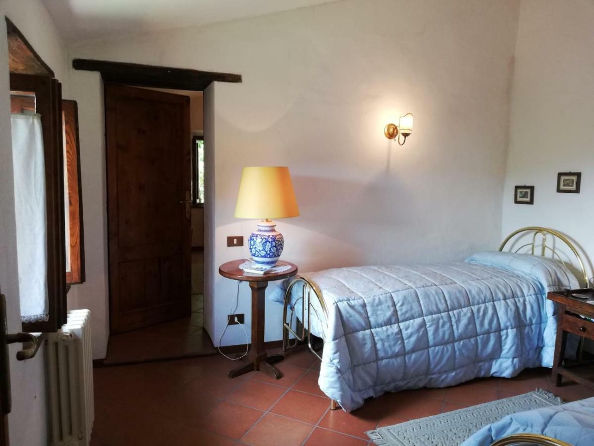 Il Fienile Nella Roccia Guest House Casole d'Elsa Bagian luar foto